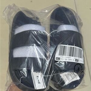 Victoria's Secret Black pillow Sandals